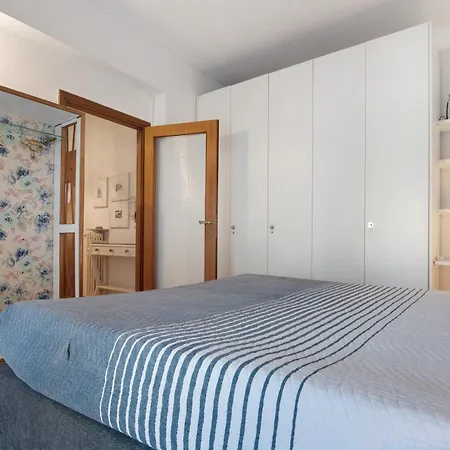 Sweet 16 Apartment Rapallo